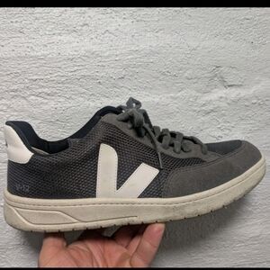 Men Veja Casual Shoes 10